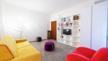 Leilighet (1 Bedroom) | Oppholdsområde | TV