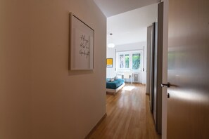Interior - Leoncavallo Retreat (Rome)