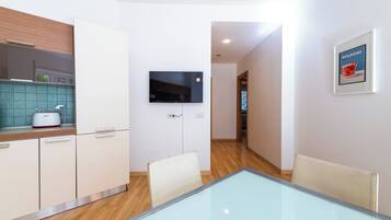 Apartment (2 Bedrooms) | Living area | TV