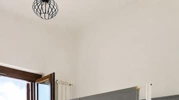 House, Mountain View | 2 bedrooms, bed sheets