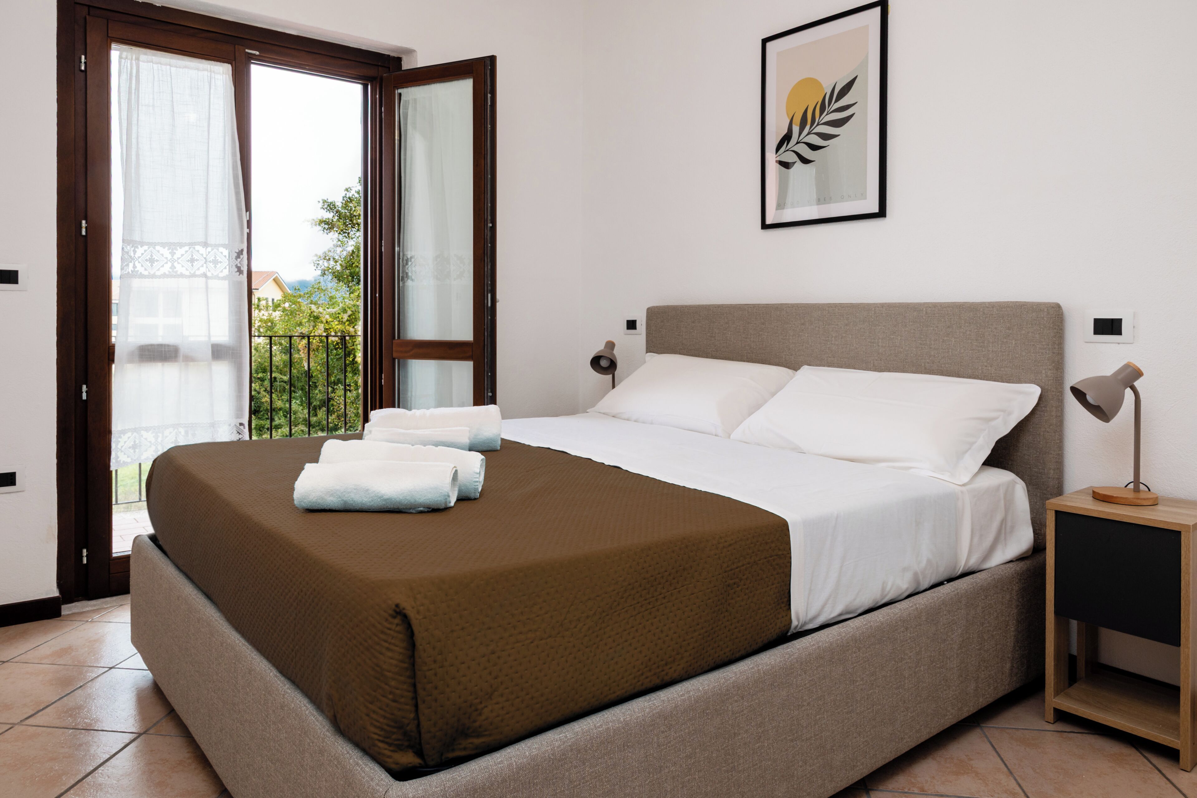 House (2 Bedrooms) | 2 bedrooms, bed sheets
