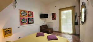 Interior - La Casetta con Giardino al Pigneto (Rome)