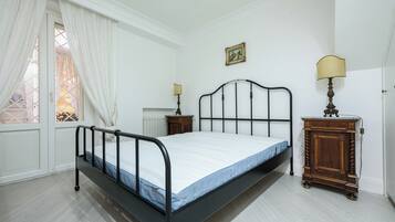 Apartment (3 Bedrooms) | 3 bilik tidur, ruang kerja komputer riba, seterika/papan seterika