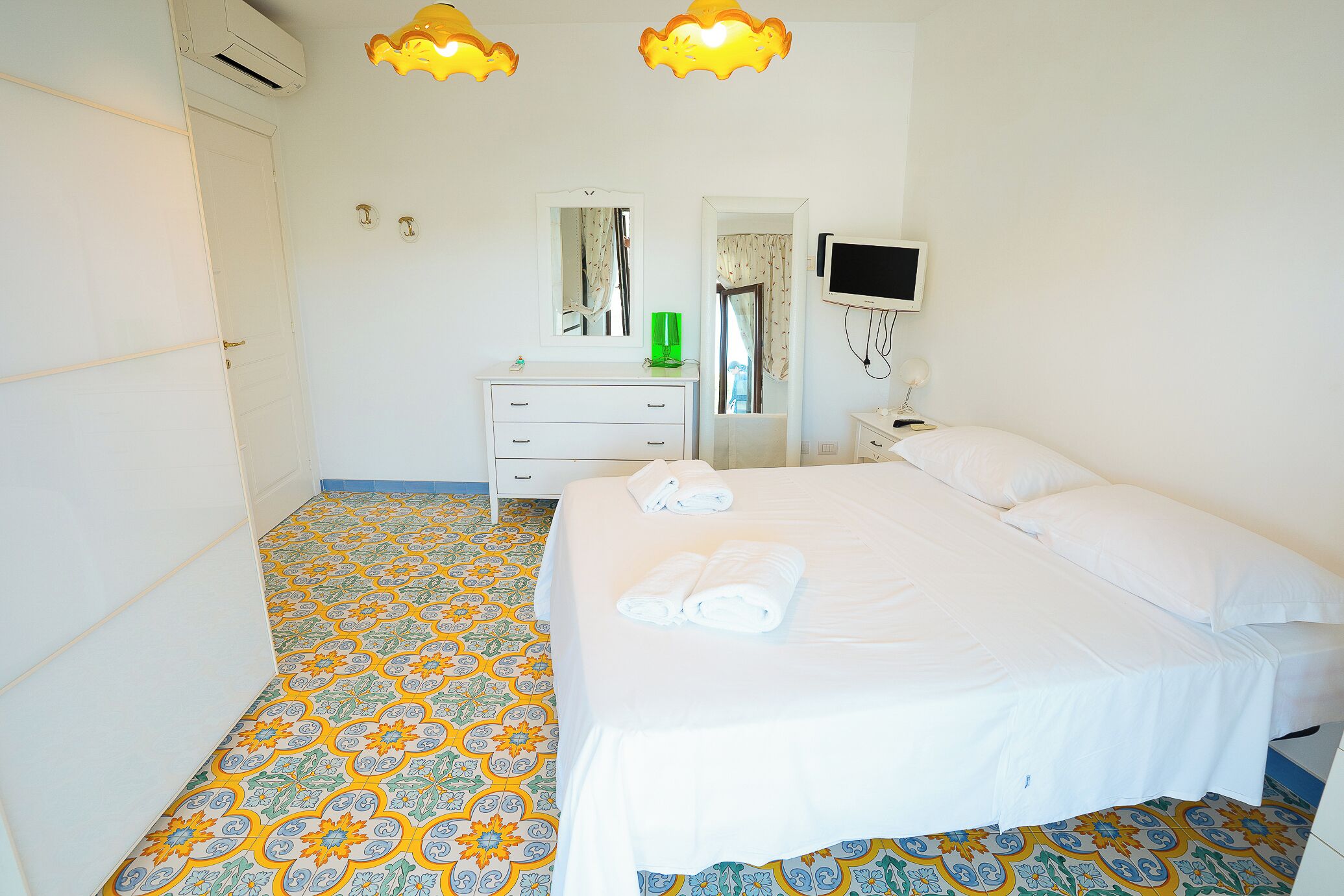 Villa (6 Bedrooms) | 6 camere, postazione laptop, lenzuola