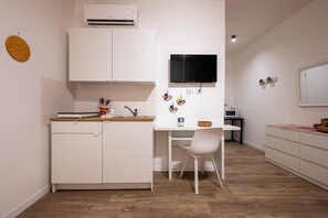 Interior - Eleven11 Naples (Naples)