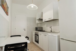 Interior - Pandolfo Apartment (Rome)