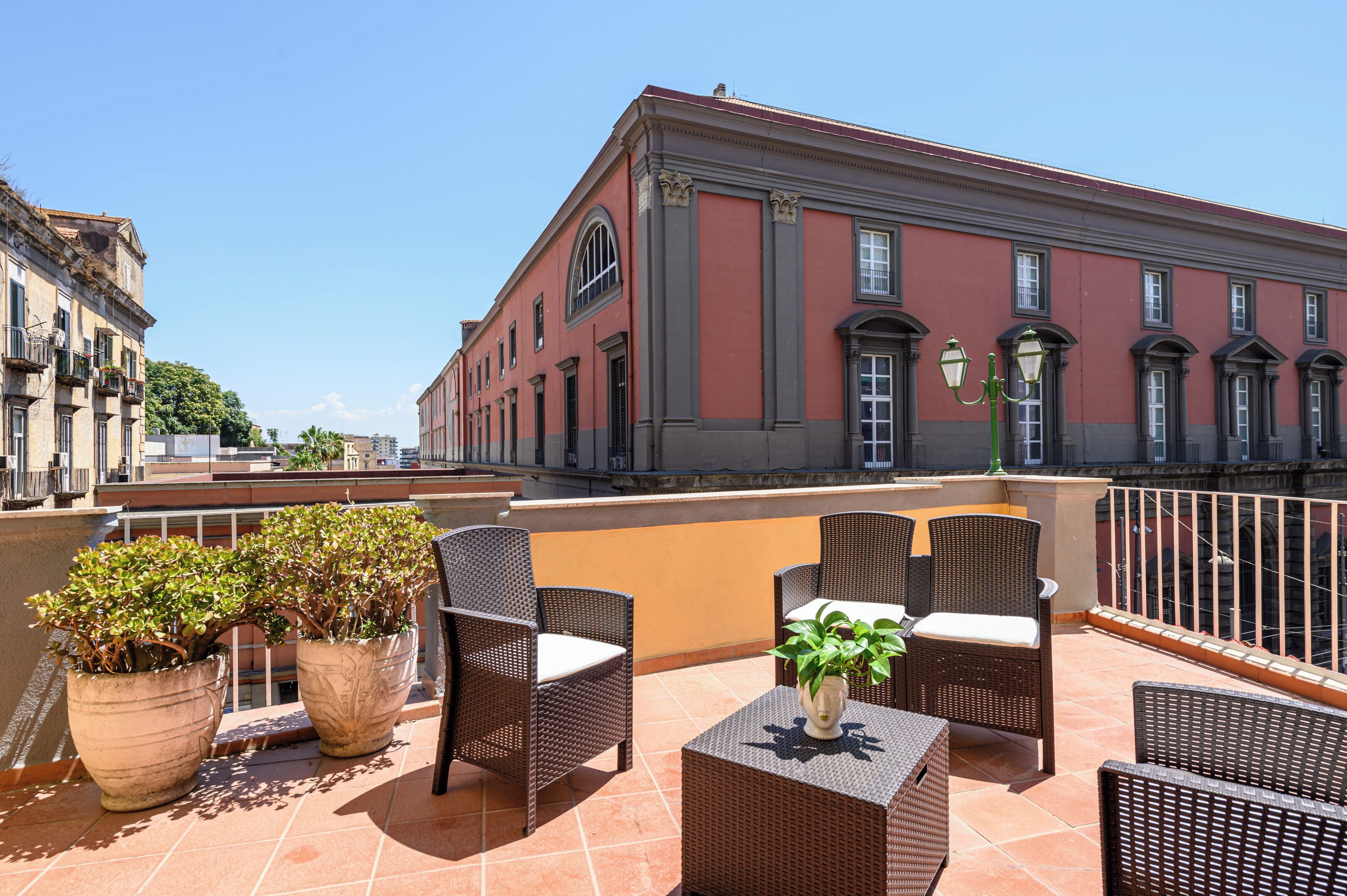 公寓 (5 Bedrooms) | 露台/庭院