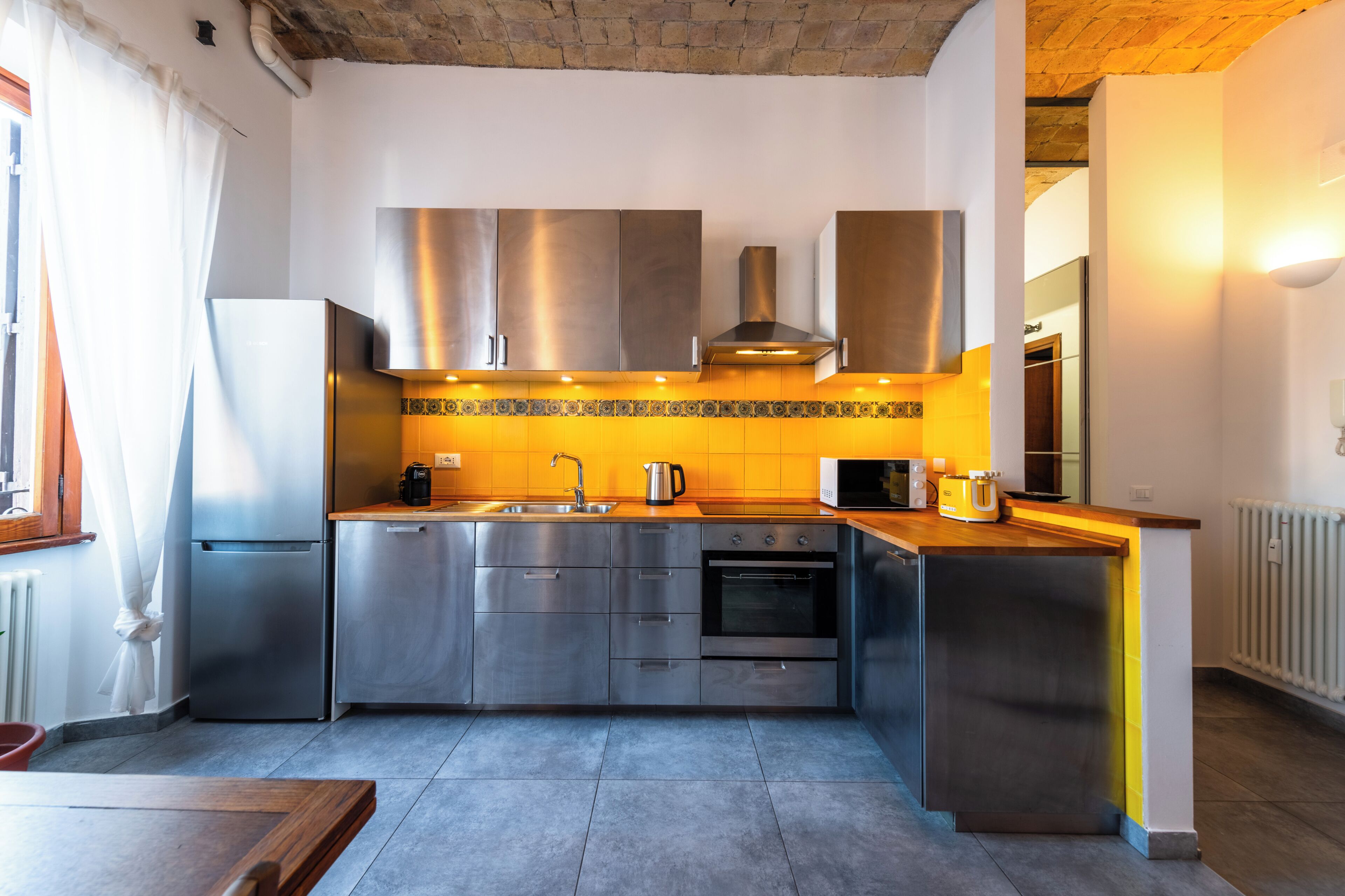 Apartment (2 Bedrooms) | Private kitchenette | Espresso maker, microwave, oven, electric kettle