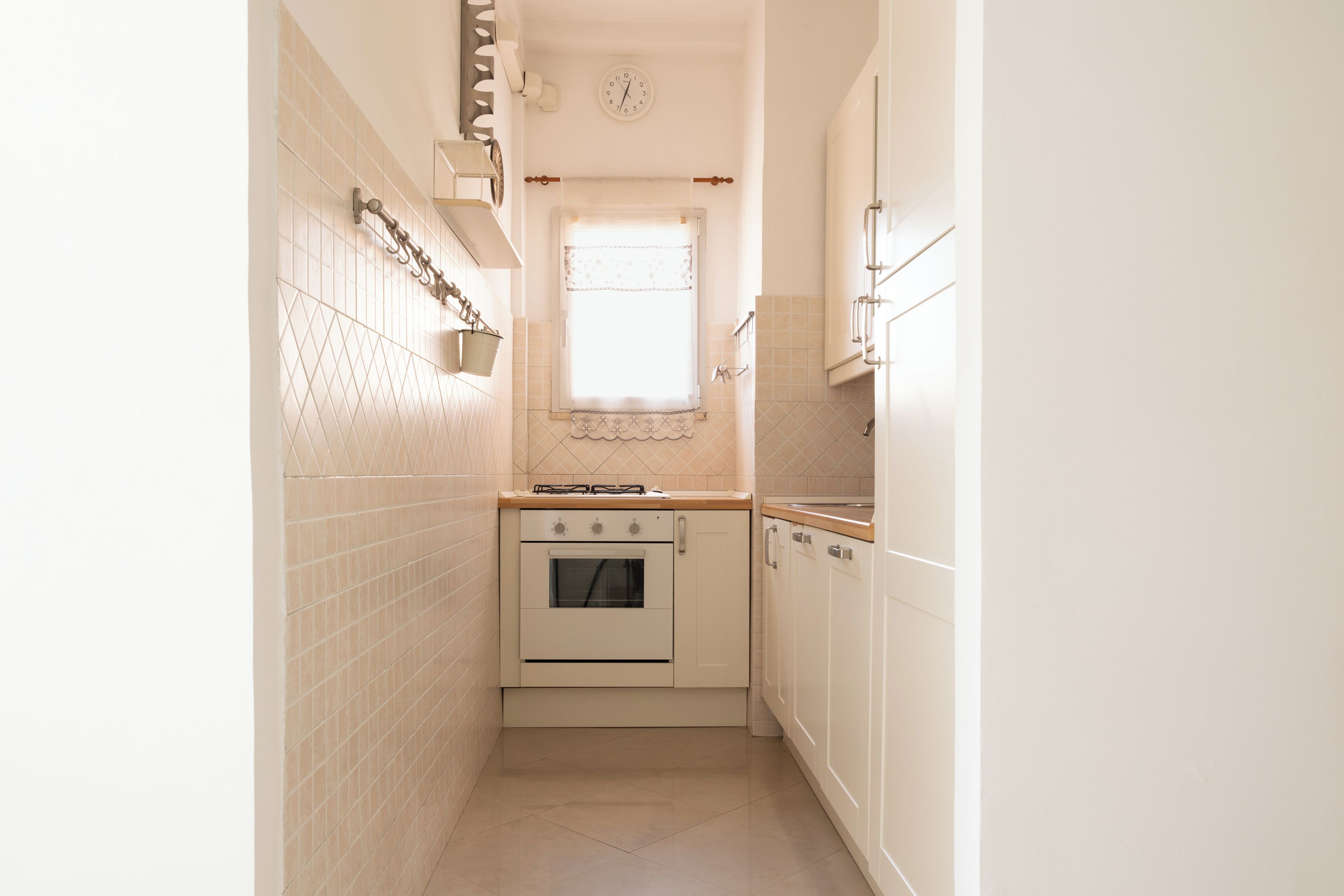 Apartment (1 Bedroom) | Private kitchen | Espresso maker, microwave, oven, stovetop