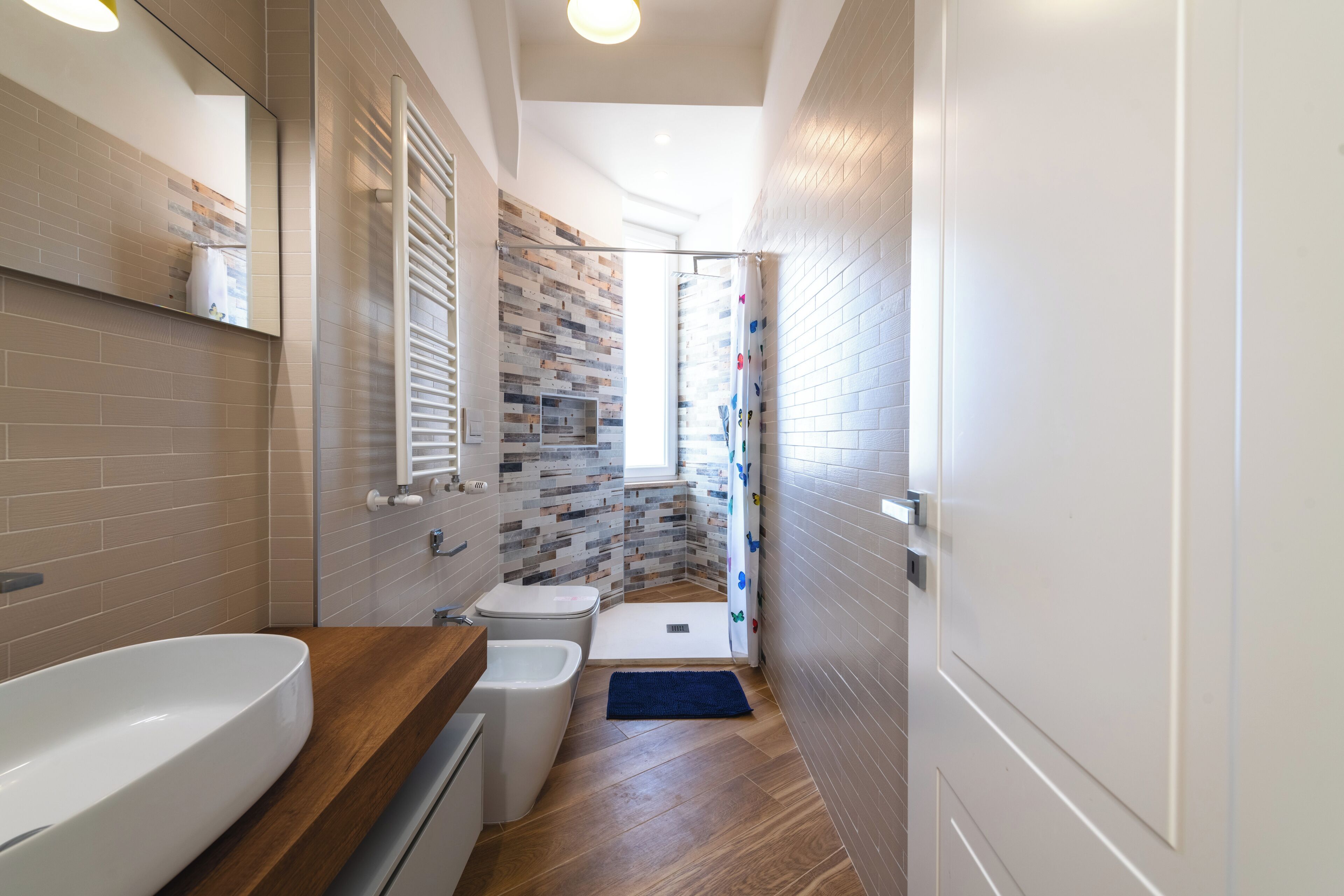 Apartment (2 Bedrooms) | Bathroom | Shower, bidet
