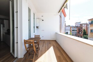 Apartment (2 Bedrooms) | Balcony - Casa del Marchese del Grillo (Rome)