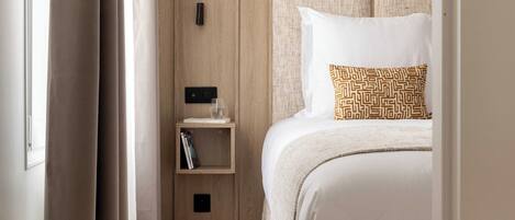Apartment | 1 bedroom, laptop workspace, iron/ironing board, bed sheets