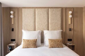 Apartment | 1 bedroom, laptop workspace, iron/ironing board, bed sheets - Modern Apartment a/c 1br/2p - Saint-germain (Paris)