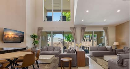 Chic 3BR Retreat, Patio With Bbq, all Suites