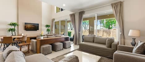 Villa (3 Bedrooms) | Wohnbereich