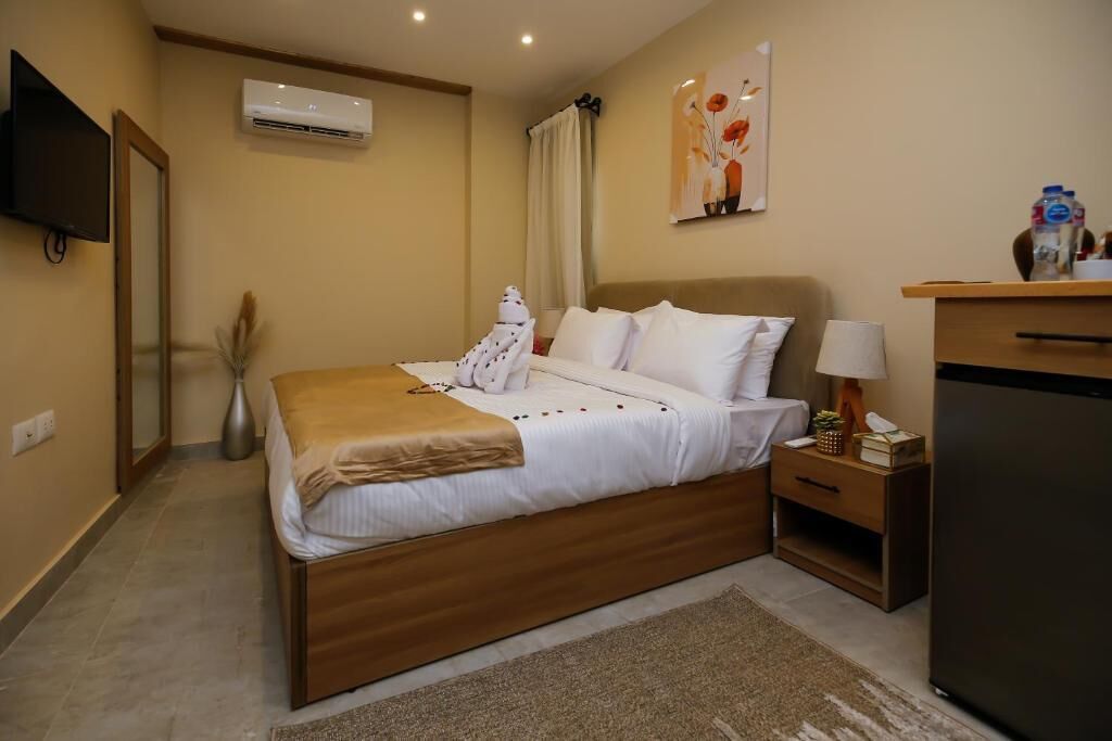 Classic Double Room, Patio, City View