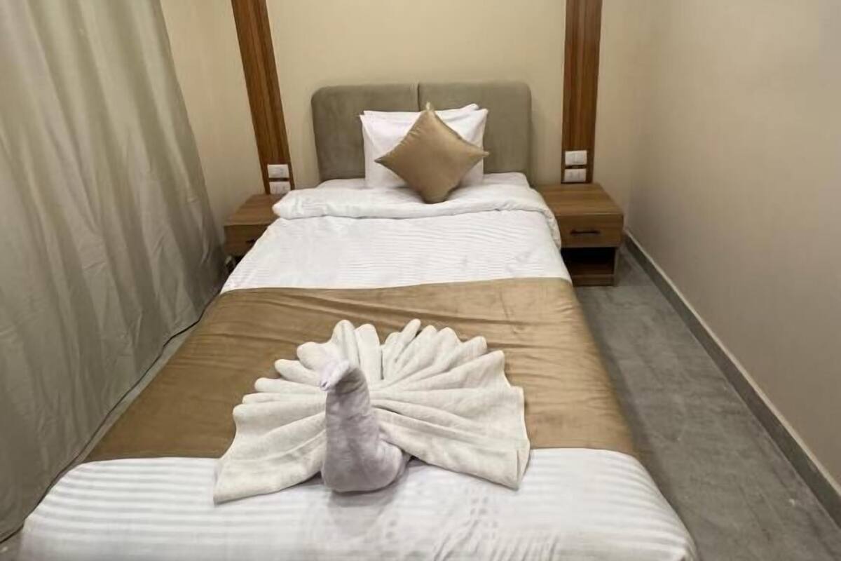 コンフォート シングルルーム パティオ シティビュー