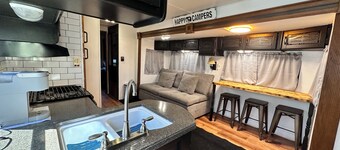 Happy Campers RV Stay • Private Yard • Sleeps 4-6