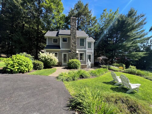 Charming Lakefront 2-Bedroom Home with Sandy Beach, Boat Slip and Stunning Views