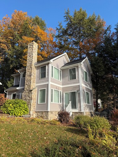 Charming Lakefront 2-Bedroom Home with Sandy Beach, Boat Slip and Stunning Views