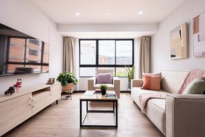 Smart TV - Serene 2-bedroom apartment in charming Cusco near historic sites (Cusco)
