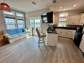 TV - Sunset View Repeat 404 (Jensen Beach)