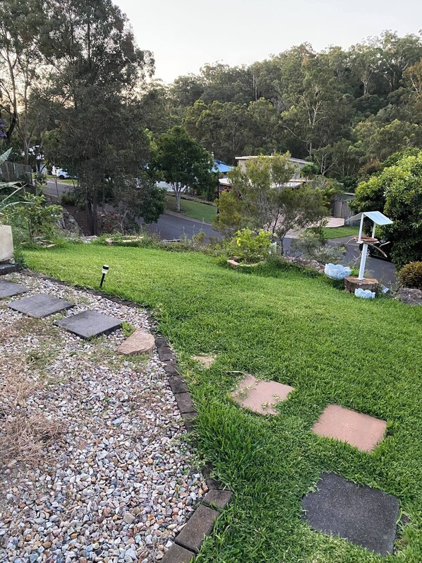 Room, 1 Bedroom | Property grounds