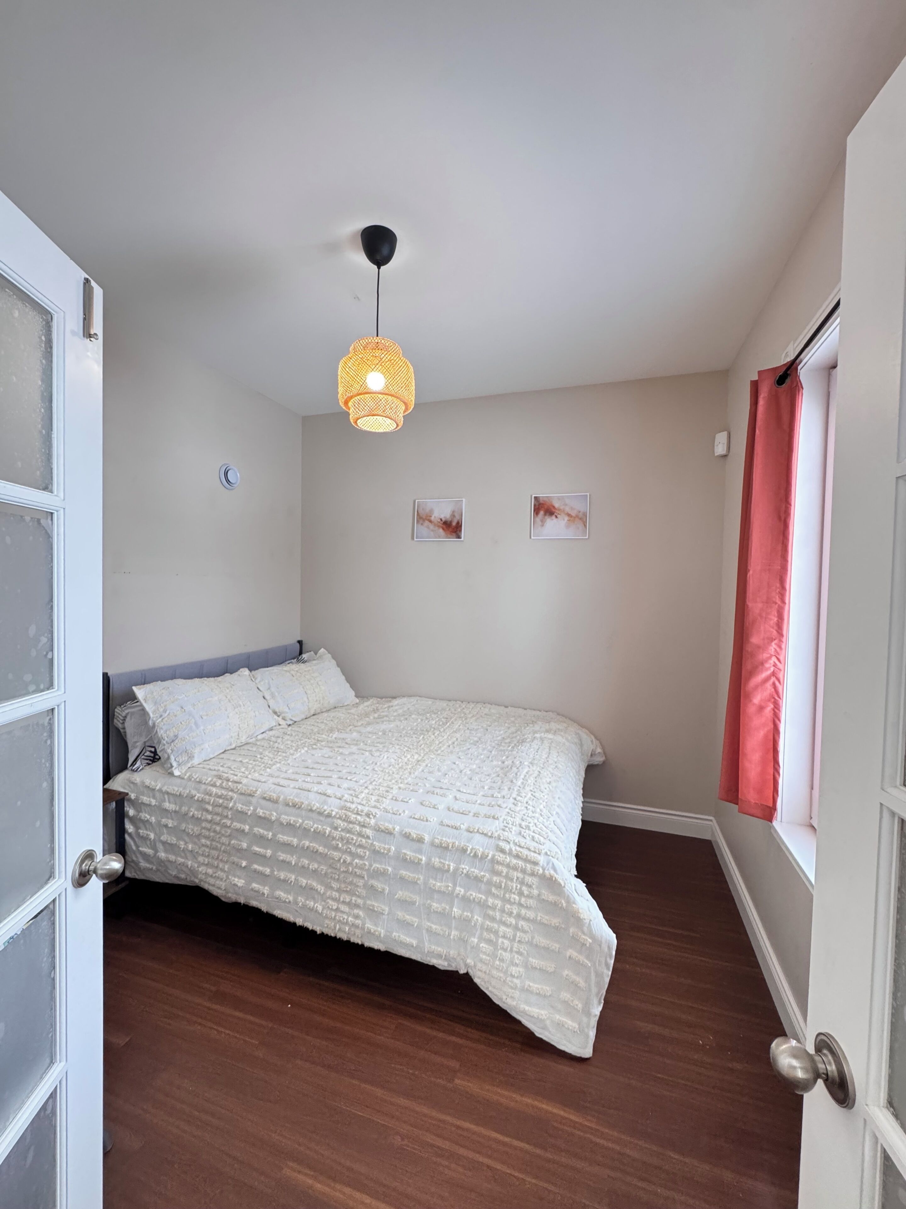 4 chambres, fer et planche à repasser, Wi-Fi gratuit