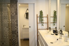 Towels - Lovely & Comfy I - Checkinhome (Monte Estoril)
