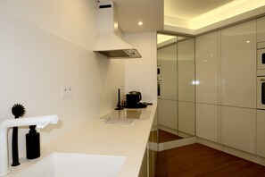 Private kitchen - Lovely & Comfy III - Checkinhome (Monte Estoril)