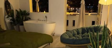 Blackout drapes, soundproofing, iron/ironing board, free WiFi