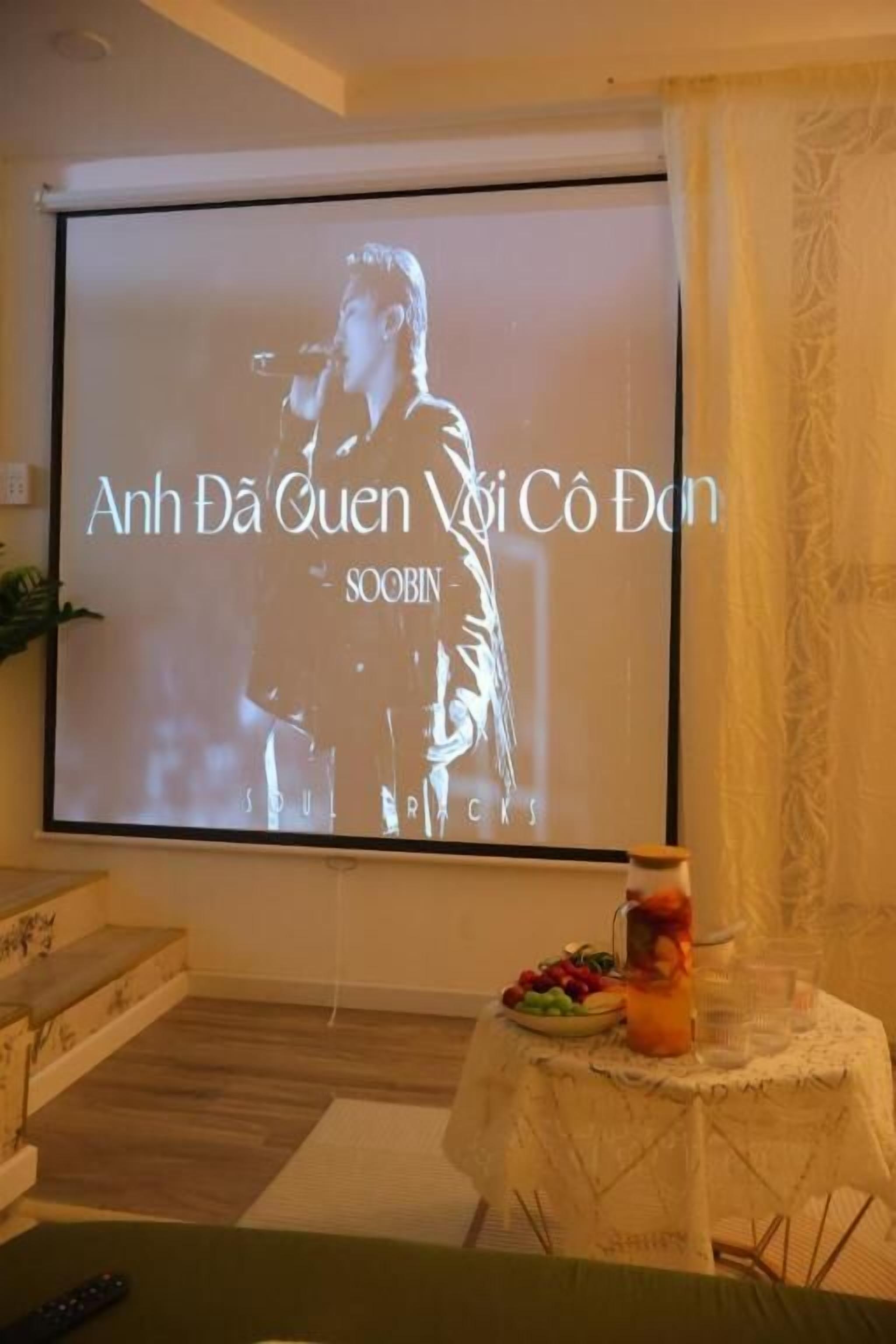 Suite, balcón, vistas al río | Interior