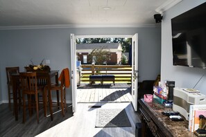 Interior - TUCKED AWAY
3 Bed 2 Bath, Modern Kitchen, 2 Living Areas (Natchez)