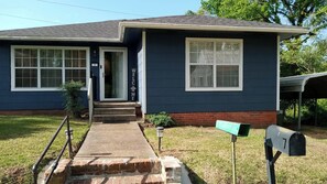 Exterior - TUCKED AWAY
3 bedroom 2 full bath, modern kitchen, 2 living areas (Natchez)