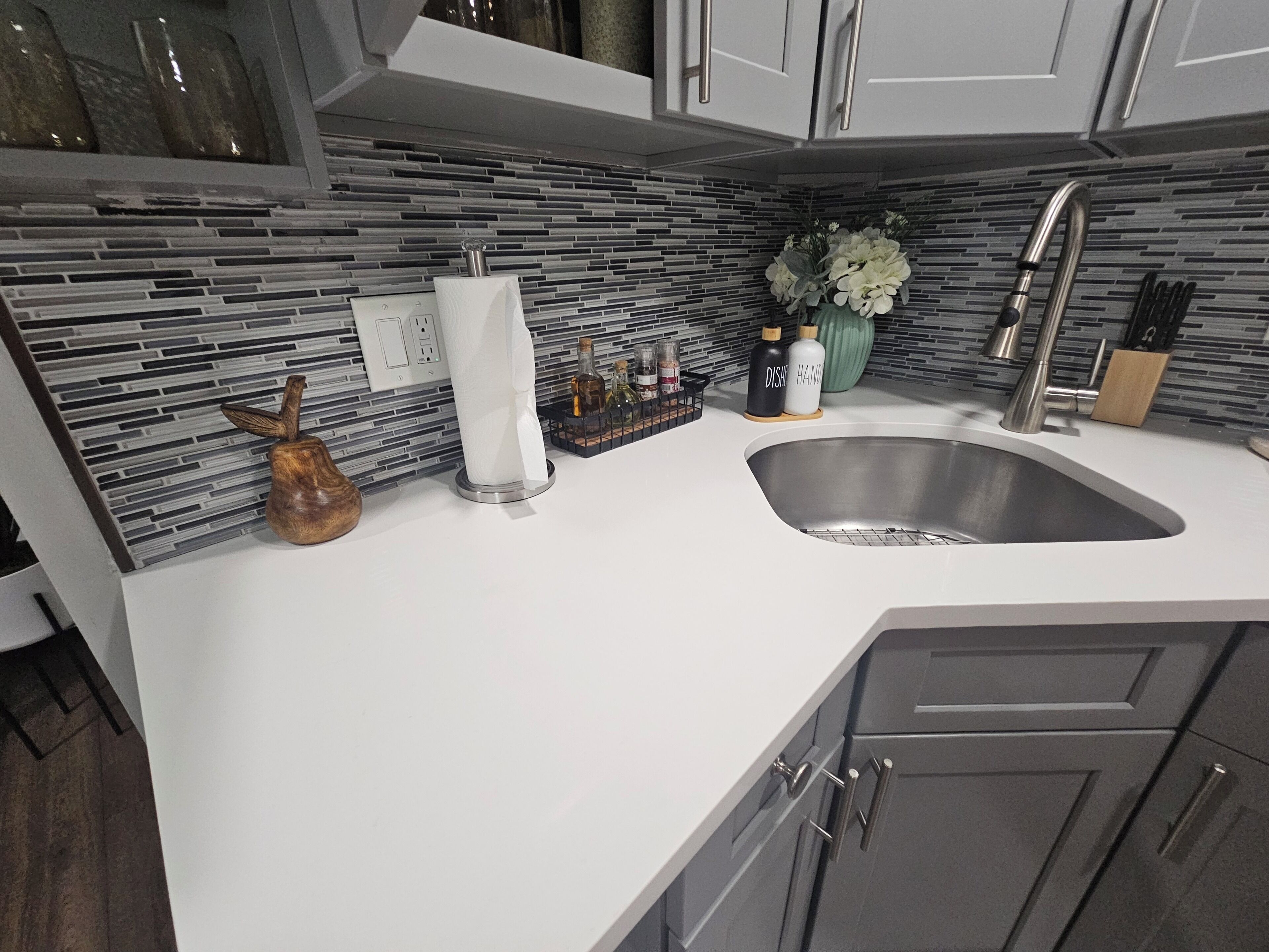 Deluxe Apartment, Non Smoking, Private Bathroom | Private kitchen