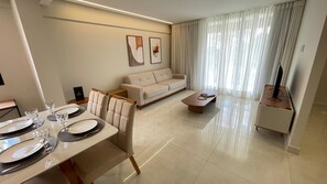 Living area - Apartment 101 - Spacious, bright, comfortable, fully equipped. Garage! (Goiânia)