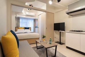 Free WiFi, bed sheets - MFPR Court Nipponbashi East (Osaka)