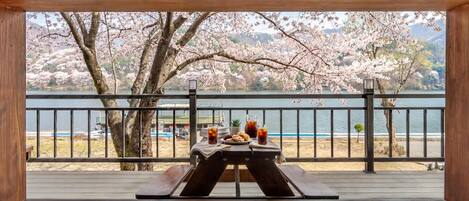 Basic Room, 1 Bedroom (Grand Room) | 1 bedroom, free WiFi