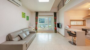 Basic Room, 1 Bedroom (Boris202) | 1 bedroom, free WiFi