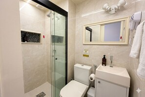 Deluxe Apartment, Canal View | Bathroom - Encanto da Praia Luxo  (Niterói)