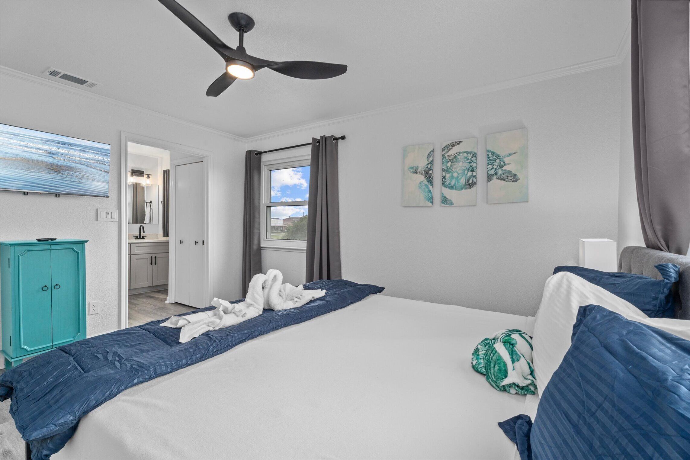 Mins To Beach With Private Pool, Fire Pit & Tiki Bar Sleeps 12 - Crystal Beach, TX