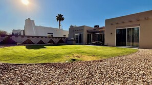 Exterior - CASA ROSABELL perfect desert getaway in Bermuda Dunes OFFERS 4 Bedrooms & More (Bermuda Dunes)