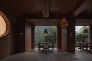 Basic-dobbeltværelse | Spiseområde