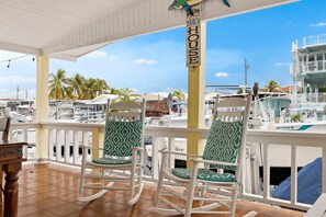 Property grounds - Waterfront 2BR w/ Canal, Patio & Optional Dockage – Tavernier Keys Getaway (Marathon)