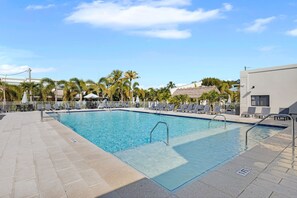 Pool - Townhome at gated community with Pool, Beach, and Clubhouse! (Marathon)