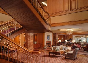 Interior - Elegant Room w/ Heated Pool & Luxurious Décor for Ultimate Relaxation (Salt Lake City)