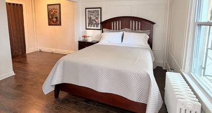 Spacious 2-bedroom Jersey City Home/Easy NYC Access/Perfect for FIFA Fans