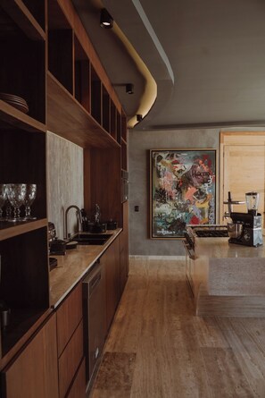 Fridge, oven, coffee/tea maker, toaster - Descansa en el mar con alberca privada by BT Homes (Tulum)