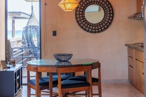 Dining - Modern Ocean Front 2 BR by BT Homes (Balam Canché)