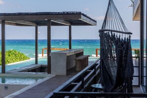 Pool - Modern Ocean Front 2 BR by BT Homes (Balam Canché)
